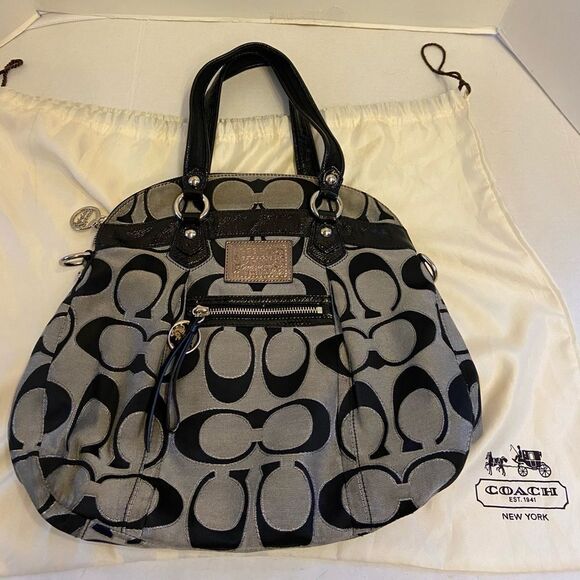 Coach signature poppy bag black gray 15”x13” - Picture 1 of 6